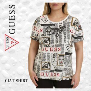 GUESS Ladies GIA T-Shirt – Magazine Print Edition - S: S/M